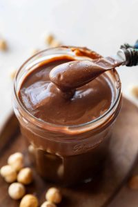 Homemade-Nutella-_-Chocolate-Spread-3.jpg
