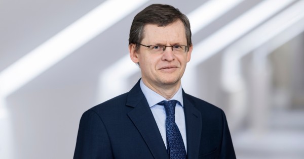 Dešimt euro sėkmės metų Lietuvoje: saugesnė valstybė ir finansų sistema,