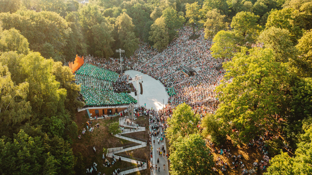 Kauno miesto savivaldybė Lietuvos kino ekranuose – vasarą suskambėjęs Dainų