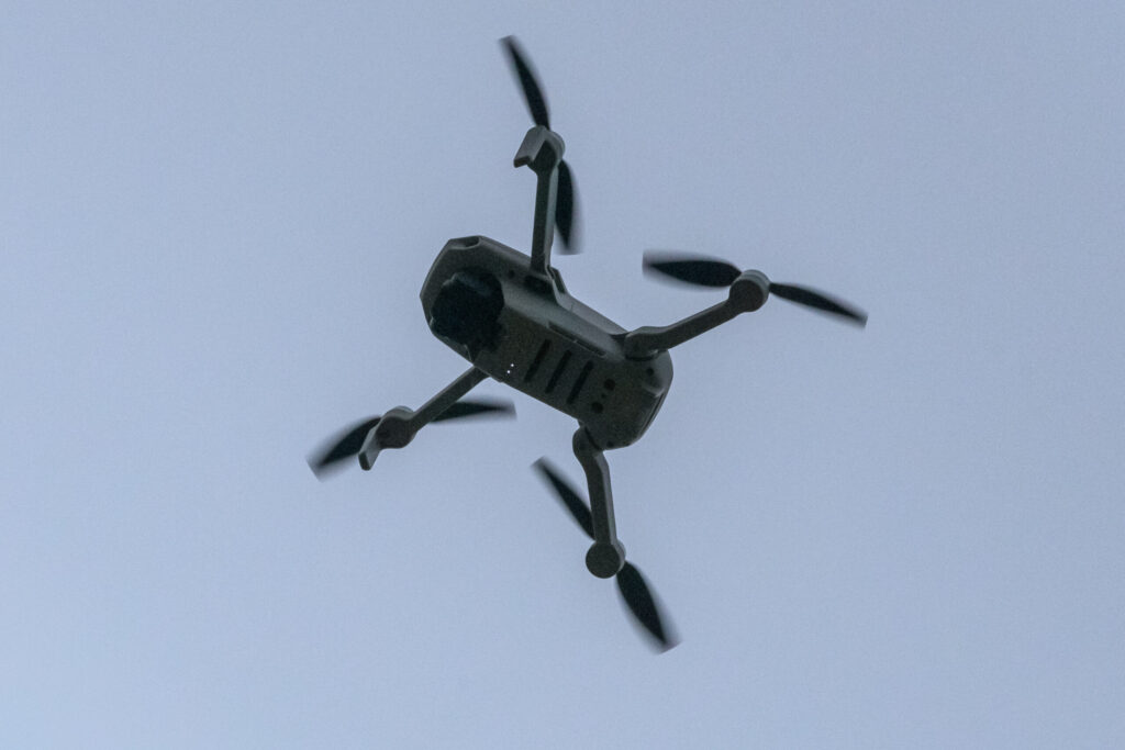 kviečia įgyti teorinių ir praktinių įgūdžių