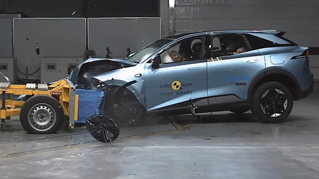 „Deepal S07“ davė penkias žvaigždes su įspūdingu avarijos testo rezultatu