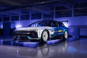 Chevy Blazer EV.R NASCAR prototipas debiutuoja 2025 m. „Daytona 500“