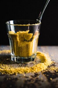 Veganiškas parmezano sūris - pora virėjų